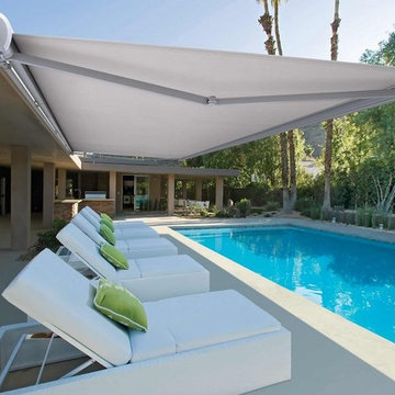 Retractable Awning