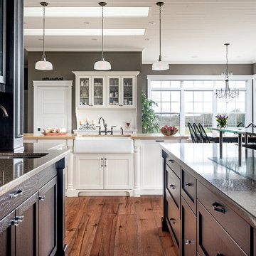 Saddle - Farmhouse - Private Residence