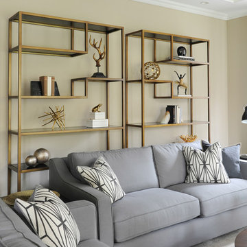 West Side Family Room & Dinette