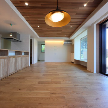 家族で憩う、こだわりの和モダン住宅～真壁・天井米杉張りLDK～