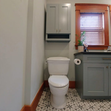 32nd Avenue Bathroom