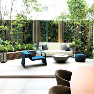 VistaFolia Compact Garden Design