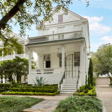 Nashville Avenue Residence