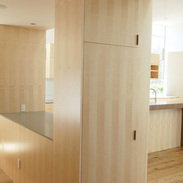 Modern maple cabinets in Menlo Park