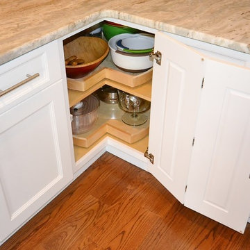 Kitchen & Butler's Pantry
