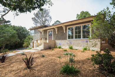 Example of a transitional exterior home design in New York