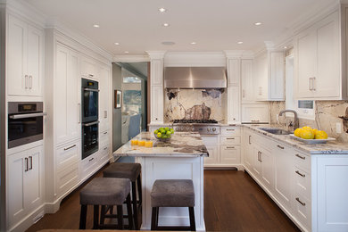 Inspiration for a timeless kitchen remodel in Vancouver