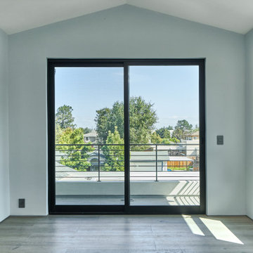 Modern California, Cupertino