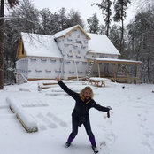 Laura Smith's photo