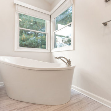 Warm Toned Bathroom Remodel