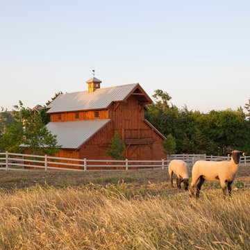 Raised Center Barn in Texas