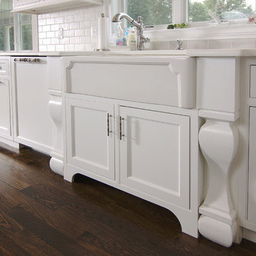 Transitional White Kitchen