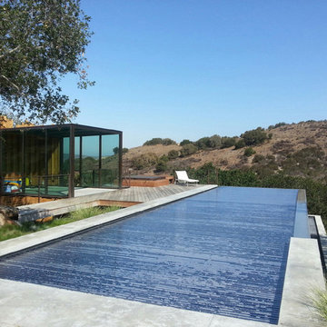 Monterey CA, automatic swimming pool cover