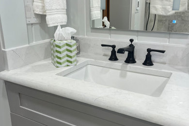 Example of a classic bathroom design in Other