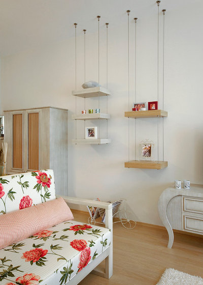 Contemporary Living Room by Neslihan Pekcan/Pebbledesign