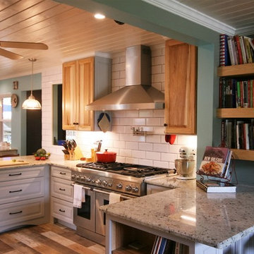 Paint and Natural Mix Kitchen