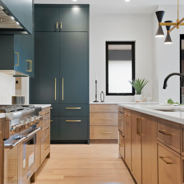Saddleback Drive - Gorgeous Green & Maple Kitchen