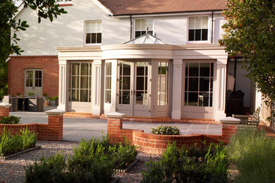 Inspiration for a timeless sunroom remodel in Chicago