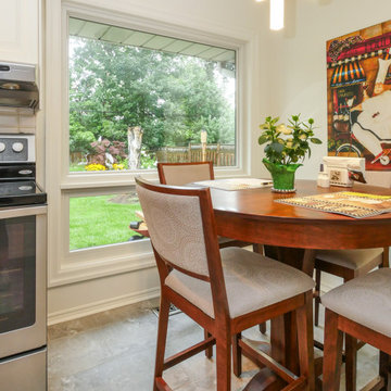 New Windows in Charming Eat-In Kitchen - Renewal by Andersen Greater Toronto & O