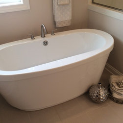 Custom Home - Minnetonka - Bathtubs