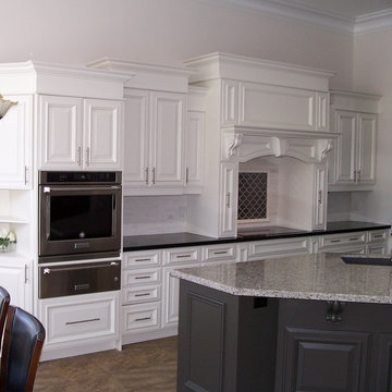 Gourmet Kitchen with Butler Pantry & Writing Desk