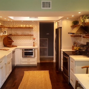 White Shaker New Haven Kitchen with Open Shelving