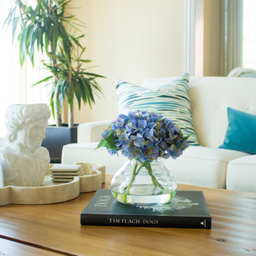 Coffee Table with Nearly Natural Blooming Hydrangea