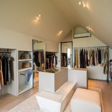 Barn 2 Walk-in WArdrobe