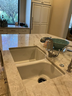 Koehler cashmere-colored sink? With Taj Mahal quartzite? | Houzz Forum