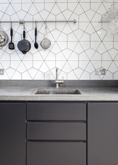 Contemporary Kitchen by Trevor Brown Architect