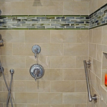 Gwinnett - Handicap Accessible Bathroom