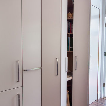 Grey Lay-on Flat Door Kitchen