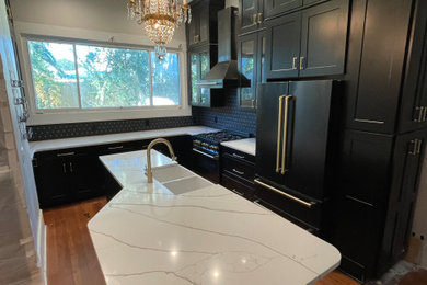 Kitchen photo in New Orleans