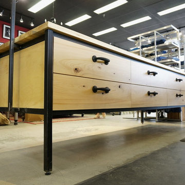 Danali Clothing Elm Work Station + Elm/Steel Cash Desk