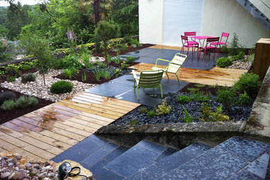 Modern deck in Angers.