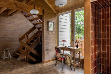 Mountain style home design photo in Seattle