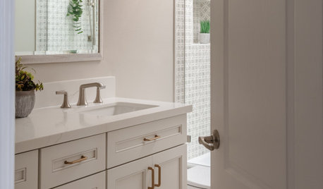 Hand-Painted Tile Inspires a Guest Bathroom’s New Look
