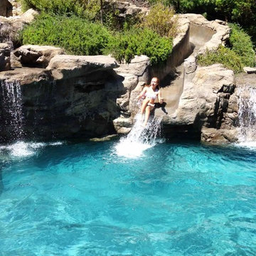 Cascadas para piscinas y jardines