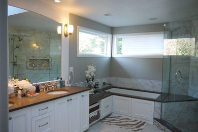 Elegant bathroom photo in Seattle