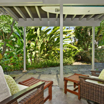 Vintage Napili Maui ocean front home refurbish