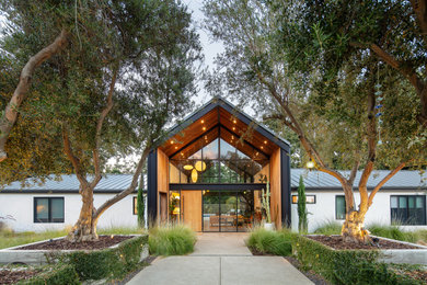 Contemporary home design in San Luis Obispo.