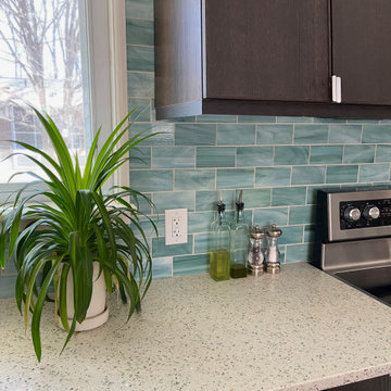Kitchen countertops featuring Curava recycled glass surfaces in Savaii