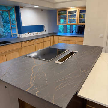 Bookmatched Luxury Kitchen Island – Dekton Laurent & Dekton Rem 2 cm Countertops