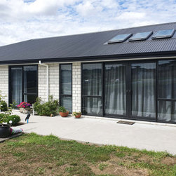 Premier Estate Brick in White - Products
