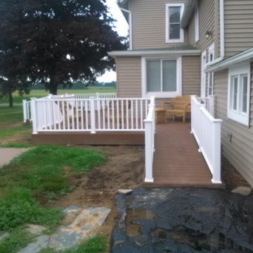 Large Trex with Ramp Access