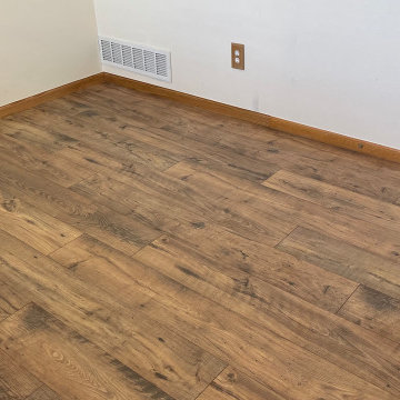 Laminate Chestnut Bedroom Flooring
