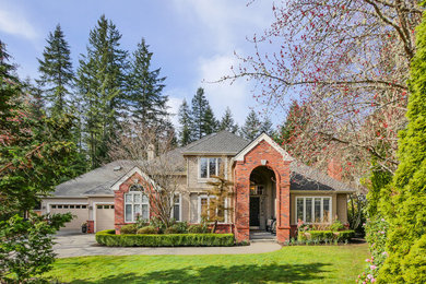 Traditional exterior home idea in Seattle