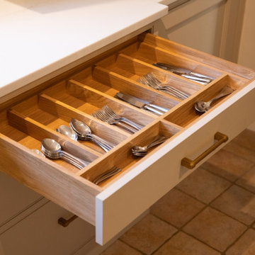 Classic In-Frame Inset Bead Shaker Kitchen