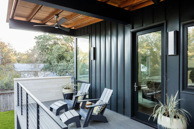 Example of a trendy deck design in Austin