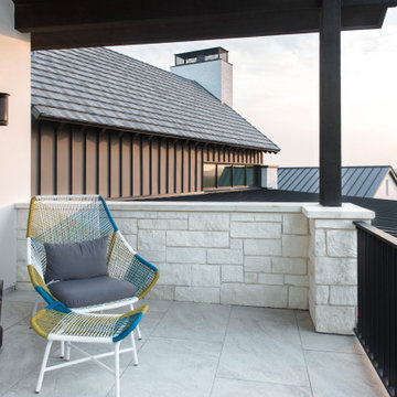 Peninsula Residence